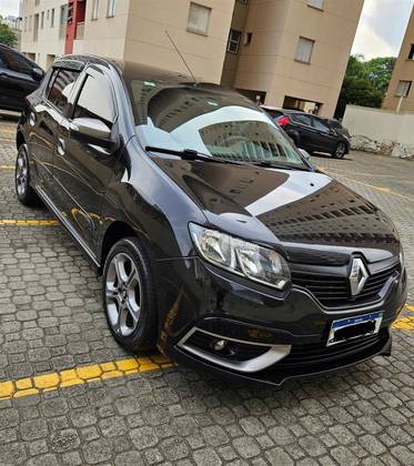 RENAULT SANDERO 1.6 GT LINE LIMITED FLEX 4P MANUAL RENAULT SANDERO 1.6 GT LINE LIMITED FLEX 4P MANUAL